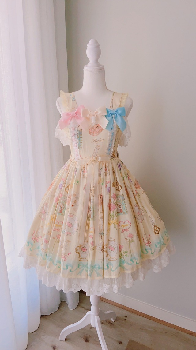 Girlish Reverie Moment 少女的片刻遐想蝴蝶結背心洋裝